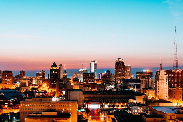 skyscraper in milwaukee